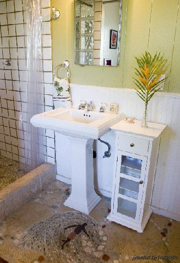 Nalu Kai Lodge Paia Hotel Стая снимка